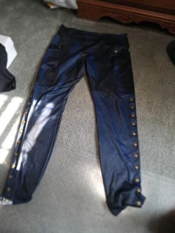 Pants With Snap Up side