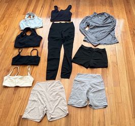 Women’s workout clothes bundle - XS
