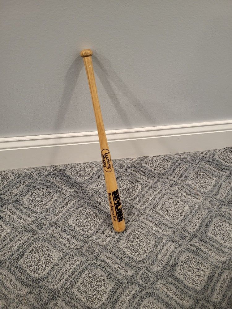 Mini Louisville Slugger 
