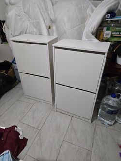 Shoe dresser