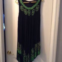 Ladies/Juniors Dress