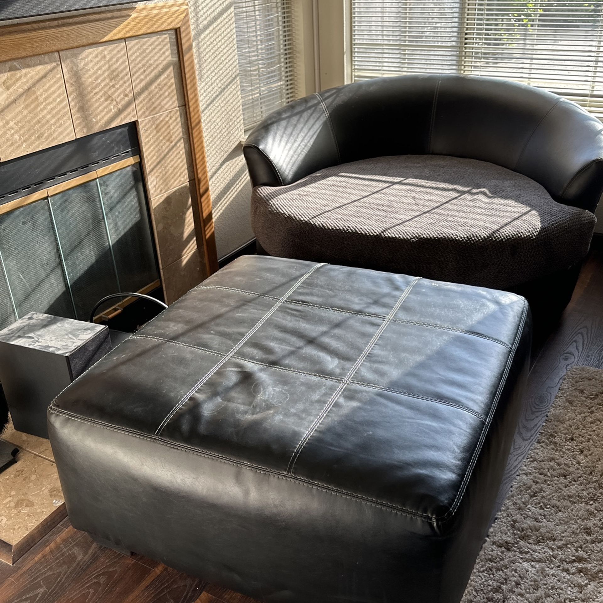 Large Spinning Chair Couch And Large Ottoman