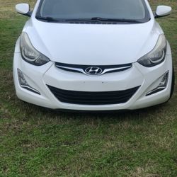 Clean 2016 Hyundai Elantra