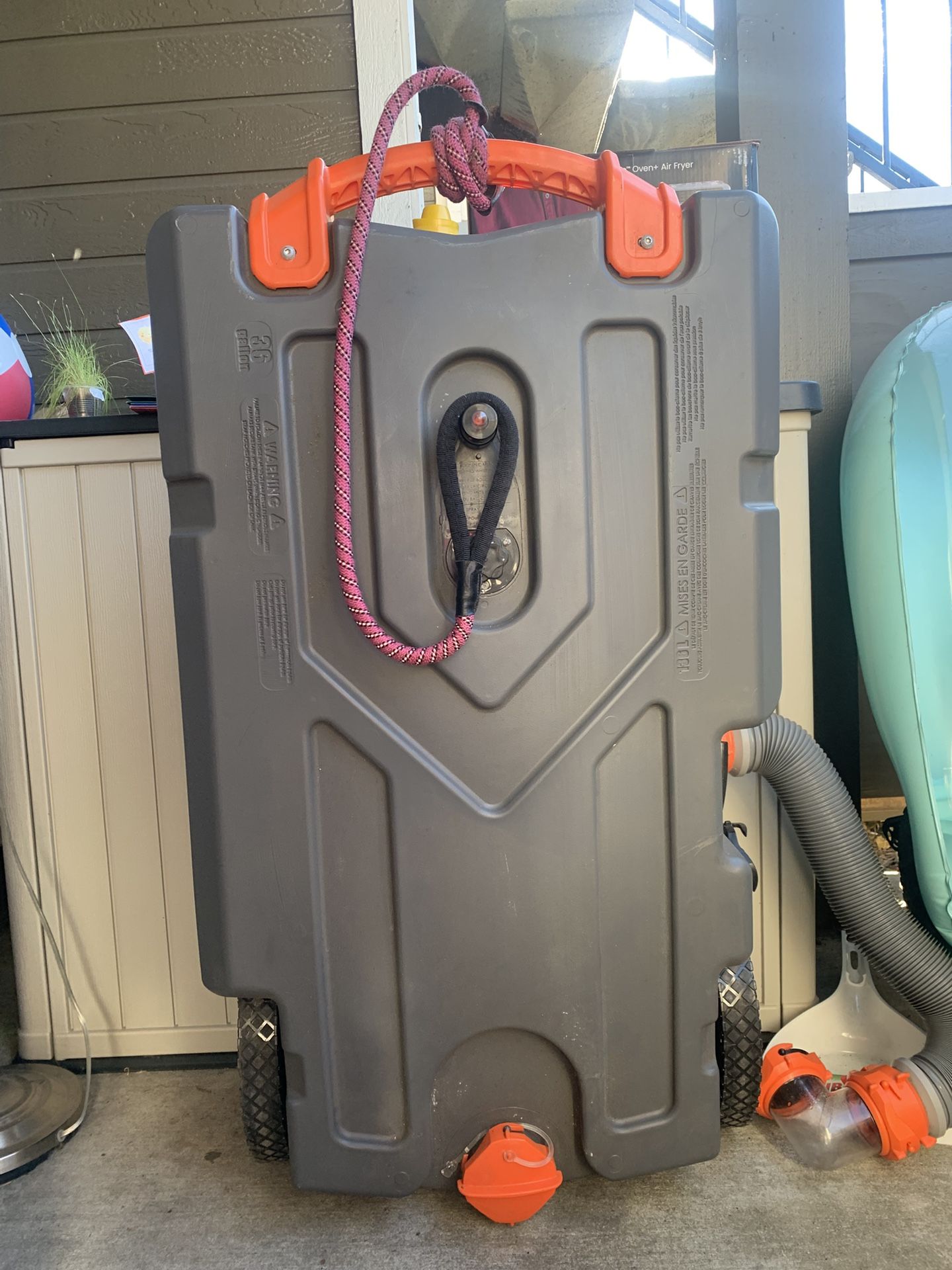 RV / Camper Tote Tank 36 Gallon