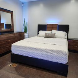 Queen Size Bedroom Set With Mattress