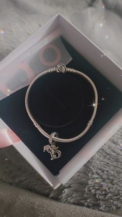 Pandora 15 Bracelet "Quince"