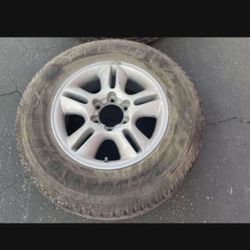 1 — 265/65r17 6x139.7 6x5.5 Gx470 Gx460 Stock Wheels Rims 100% Tires Treads!!!
