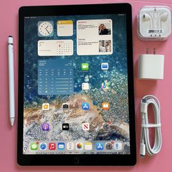 Apple IPad Pro 12.9” 2nd Generation (Retina Display / Touch ID / IOS 17) 64GB wifi + cellular (unlocked) with Keyboard, pen & Accessories