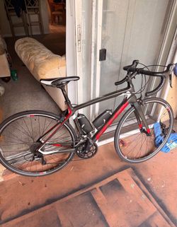 Felt carbon road bike