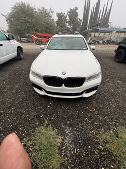 2016 BMW 750i