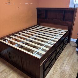 Full Size Captain Bed With Drawers And Dresser