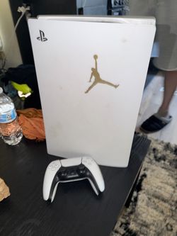 PlayStation 5 Disc Edition