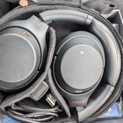 Sony WH-1000XM3 Headphones