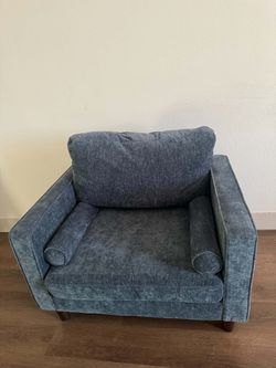 Blue accent chair