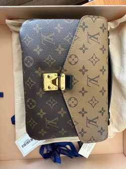 Louis Vuitton Pochette Métis MM (Monogram Reverse