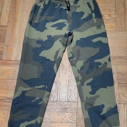 Adidas Camo Sweatpants Size M