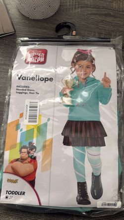Toddler costume vanellope