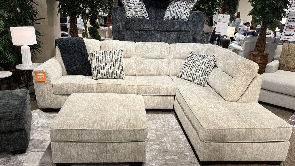 Lonoke Parchment 2-Piece Left-Arm Facing Sectional With Chaise
Ashley Furniture$10 Down Payment And Financing Available