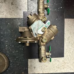 Zurn 975xl2 3/4 Back flow Valve