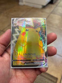 Pokémon Pikachu TCG VMAX Gigantamax Card 044/185 Vivid Voltage 2020