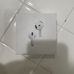 4th Generation Airpods (Sealed)
