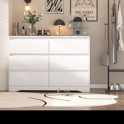 Wooden dresser for bedroom