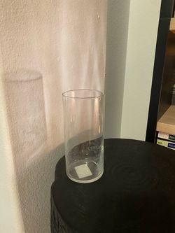 Clear Glass Vase 50cents