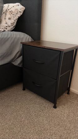 Nightstand 16.5" L x 11.8" W x 19.7" H