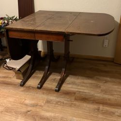 Duncan Phyfe Table 
