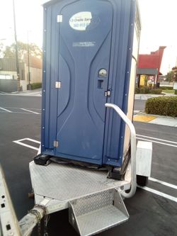Portable Restroom W/ Trailer