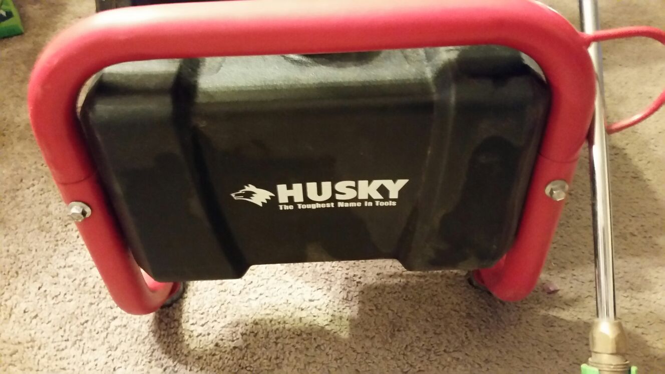 HUSKY 2600 PSI POWER WASHER KOHLER COURAGE XT7 173CC OHV for Sale in