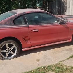 1998 Ford Mustang