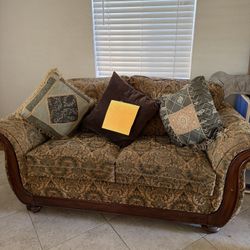 Beautiful Wood Sofa Set $300