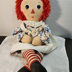 Vintage 1960s "Raggedy Ann" Doll
