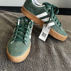 NEW Adidas 3.0 daily shoes Men’s Size 7.5