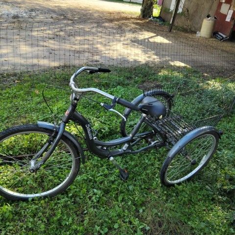 Three Wheel Bicycle