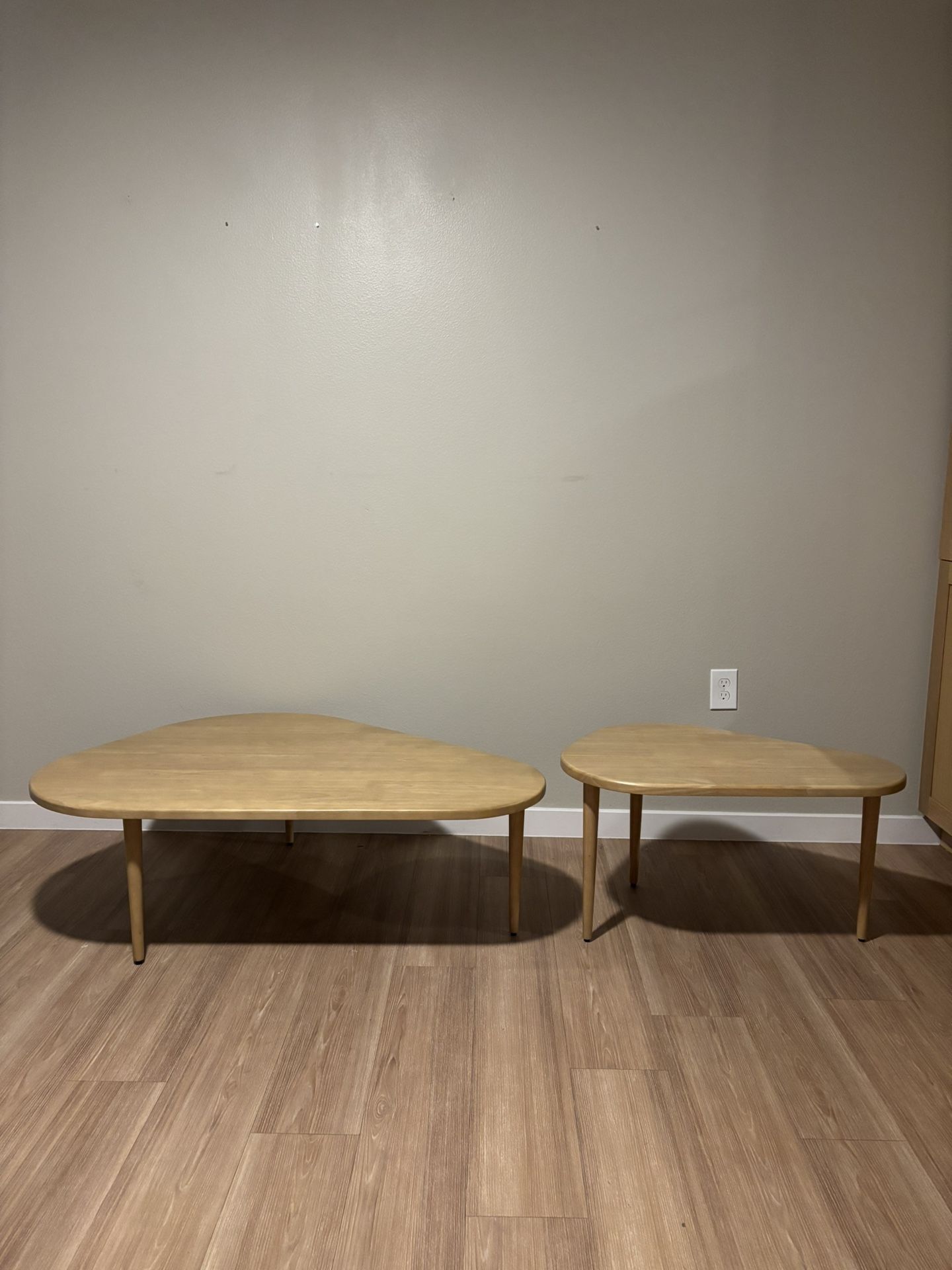 Coffee Table and Side Table