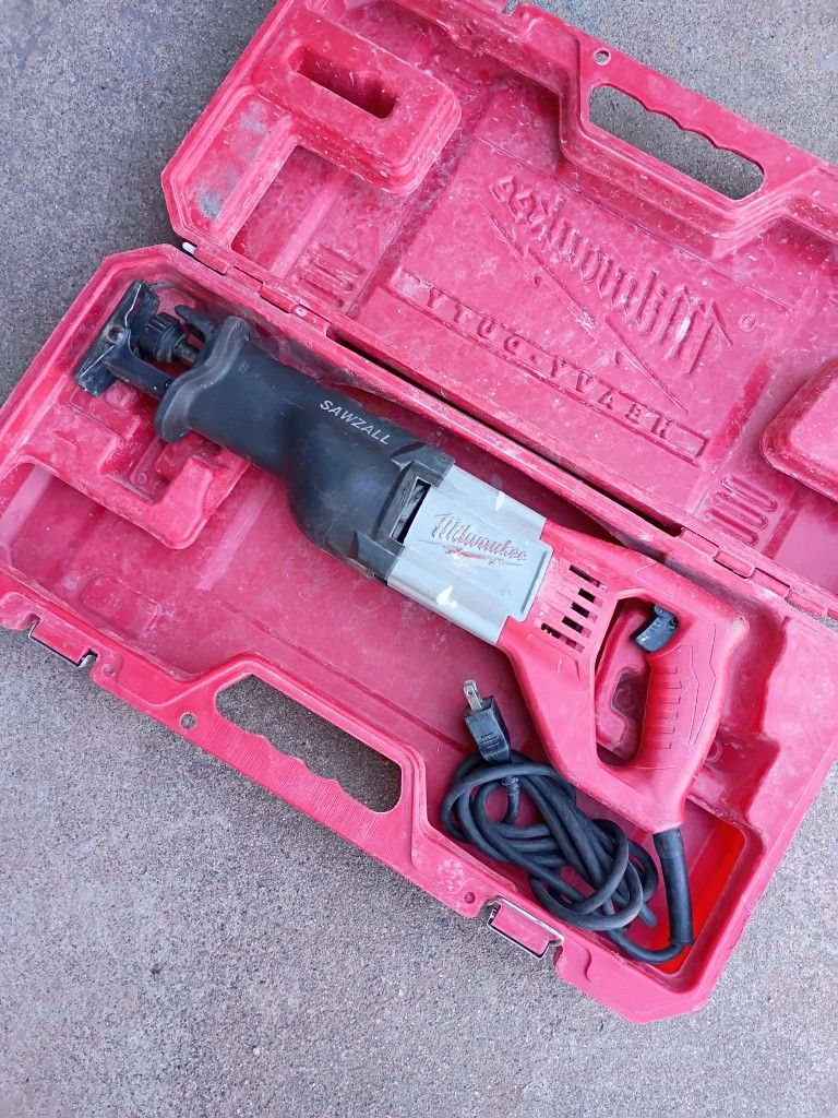 Milwaukee 12A CORDED SAWZALL