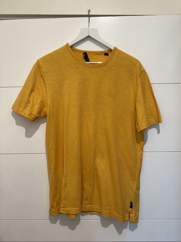 DESIGNER - T SHIRT