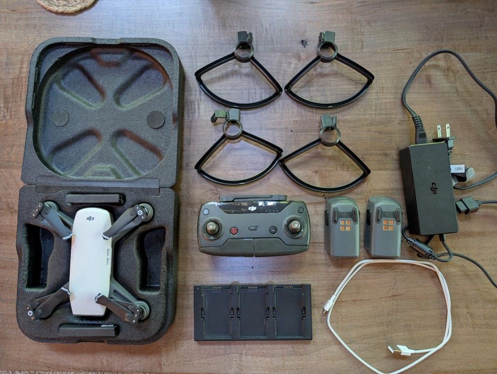 DJI Spark Fly More Combo