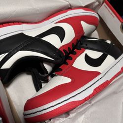 Nike Dunk Low ‘75th Anniversary Chicago’