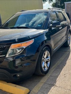 2015 Ford Explorer