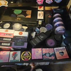 Makeup Sugarpill, Urban Decay, Loose Eyeshadow 