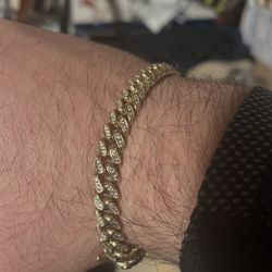 14kt Cuban Bracelet 