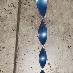 Outdoor Plastic Spiral Hanging Decorations 