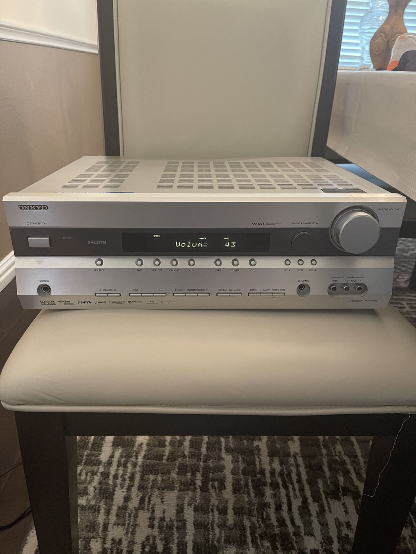 Onkyo HT-R550 Dolby/DTS 7.1 Receiver w/ Subwoofer and 7 Speaker Surround Sound  Receiver: HT-R550s Subwoofer: SKW-550 Speakers Back Left and Right: SK