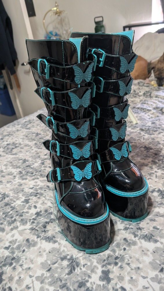 YRU Dune Butterfly Platforms