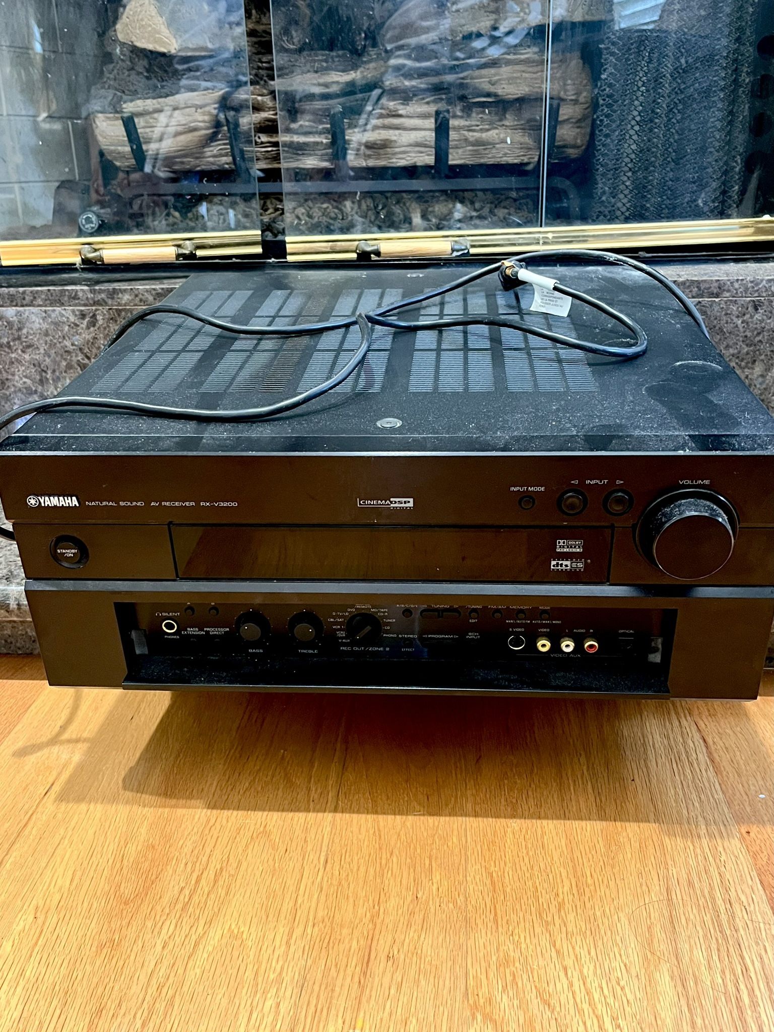Yamaha RX-V3200 Audio Receiver