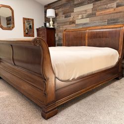 Ethan Allen Sleigh Bed
