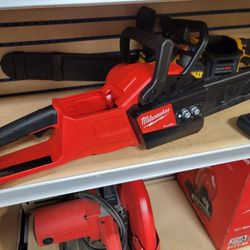 Milwaukee M18 Chainsaw 